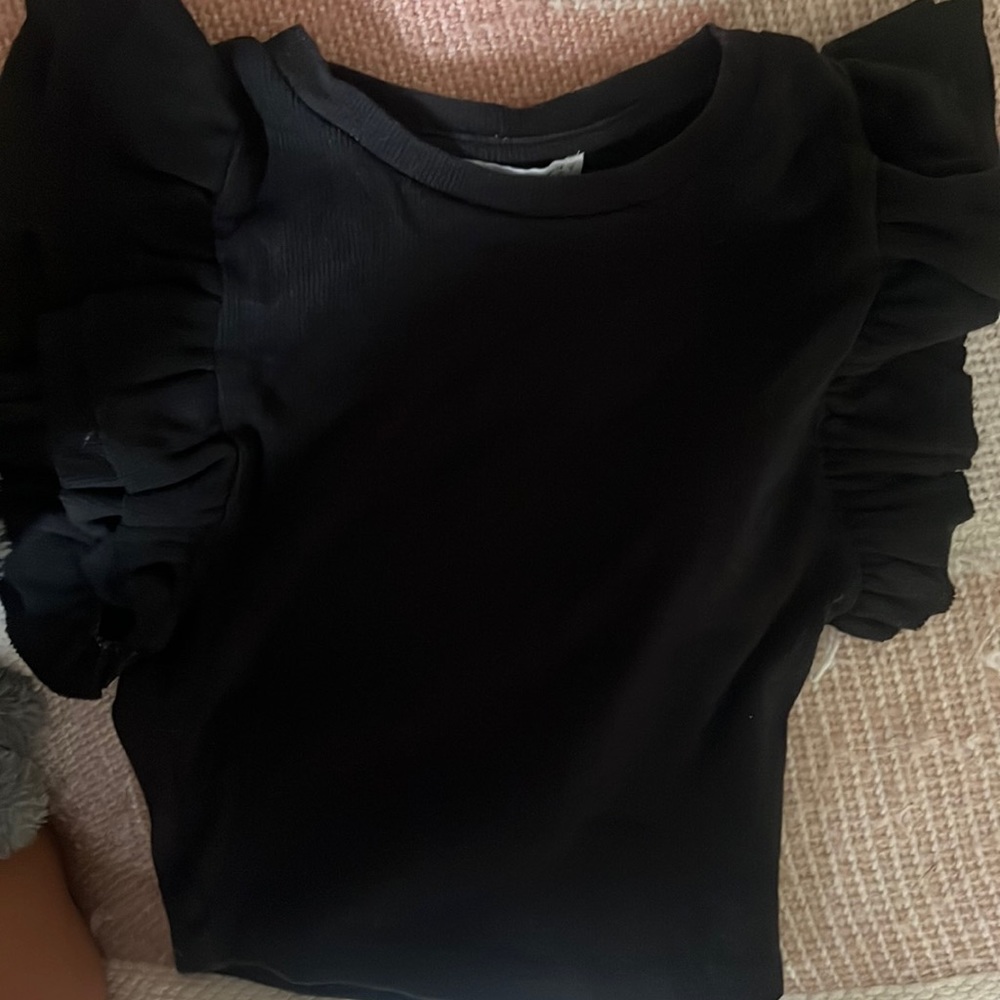 zara ruffle sleeve cropped shirt